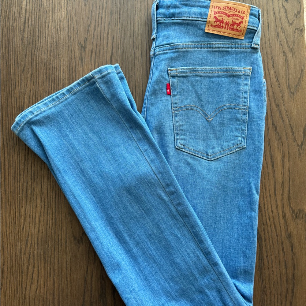 Levi’s Jeans Shapping High Rise Boot-Cut